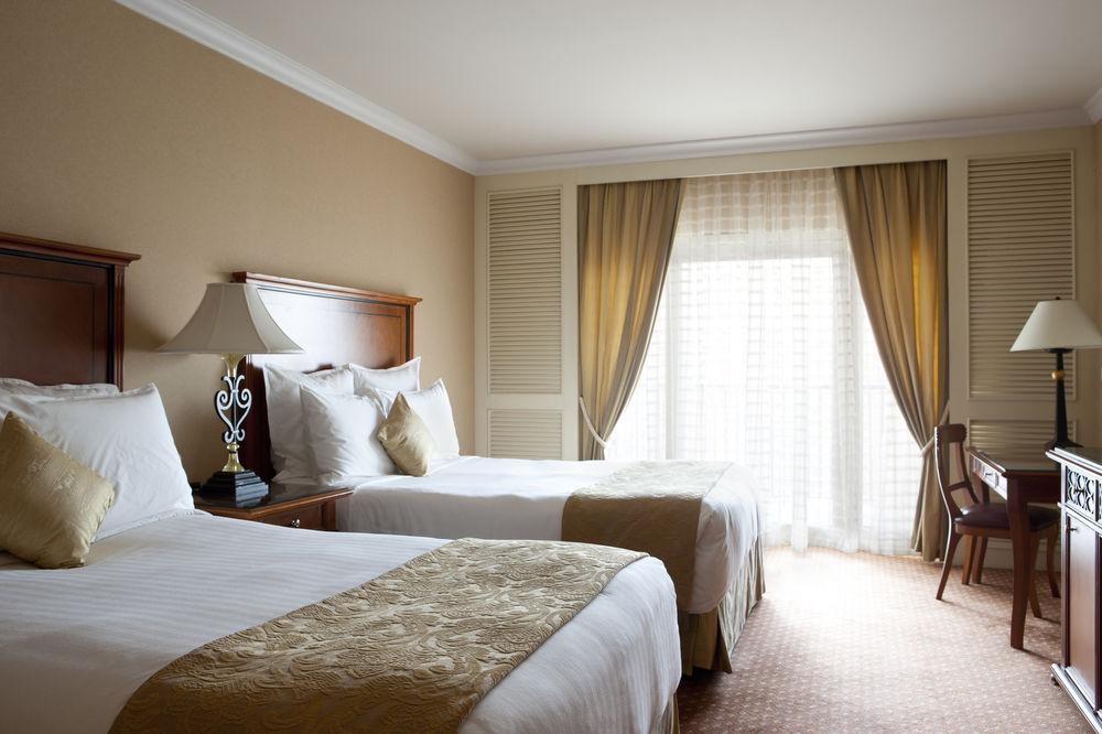 Cairo Marriott Hotel & Omar Khayyam Casino Room photo